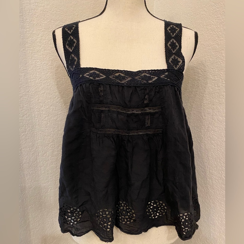 Free People Intimately Lace Trim Tank Top. Size XS. Black.